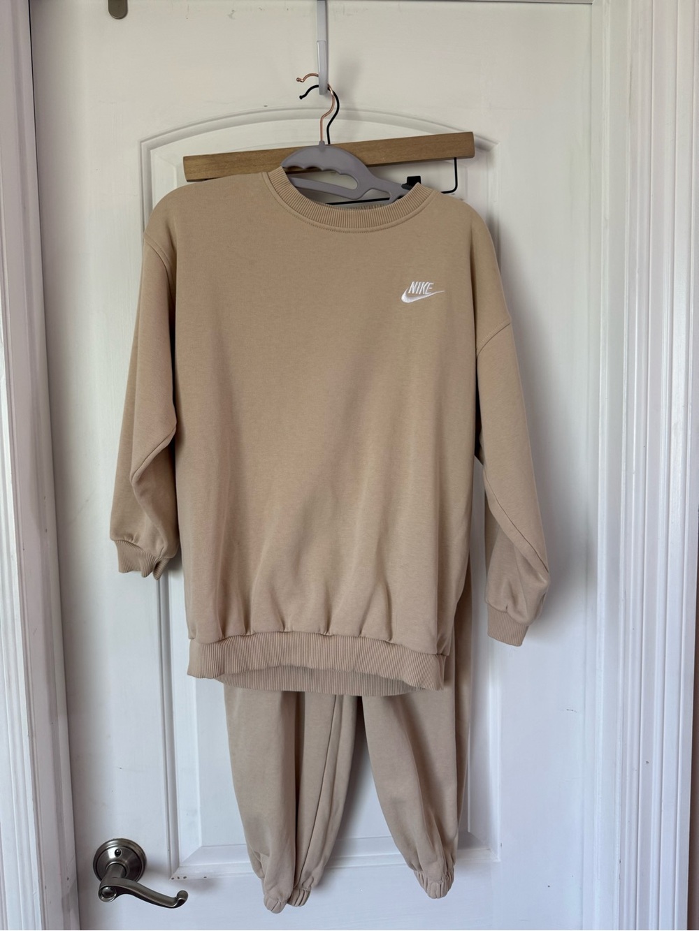 Nike Youth Crewneck Sweatshirt in Beige